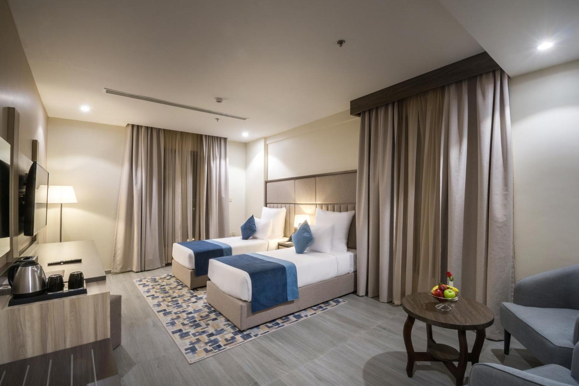 Enala Hotel - อัลโคห์บาร์ ภายนอก รูปภาพ