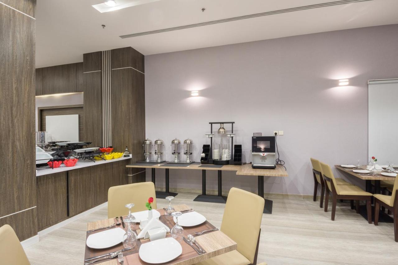 Enala Hotel - อัลโคห์บาร์ ภายนอก รูปภาพ